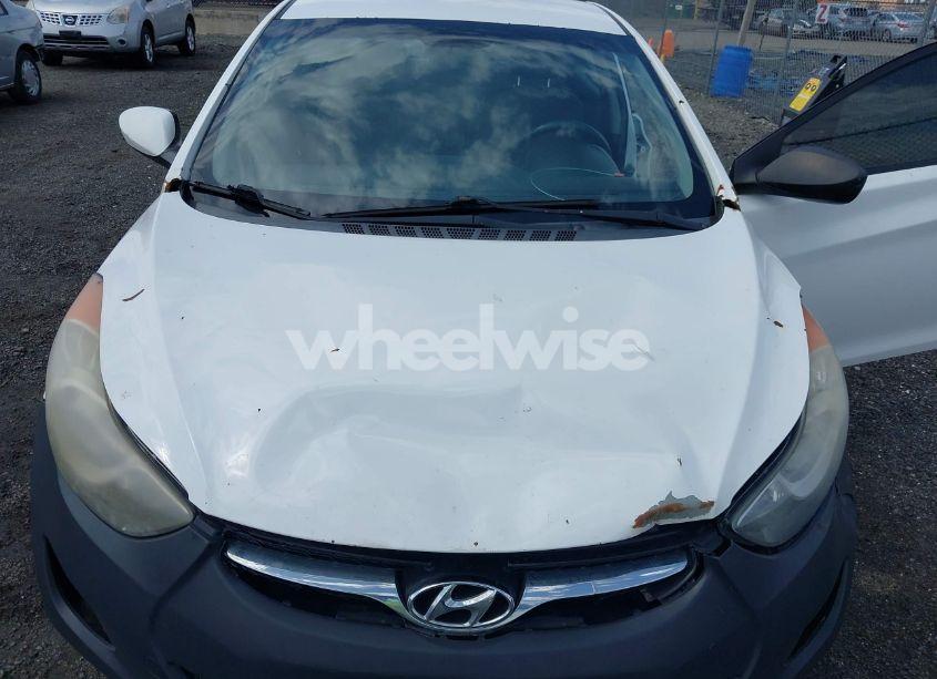 Photo 10 of 2013 Hyundai Elantra GLS (VIN 5NPDH4AE7DH453651)