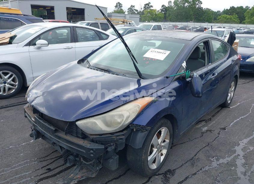 Photo 2 of 2013 Hyundai Elantra GLS (VIN 5NPDH4AE7DH454945)