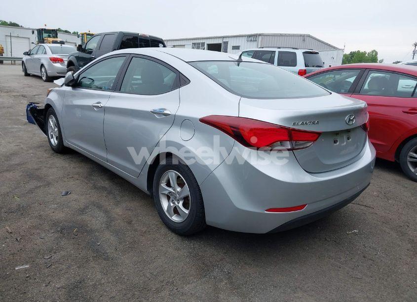 Photo 3 of 2014 Hyundai Elantra SE (VIN 5NPDH4AE7EH462402)