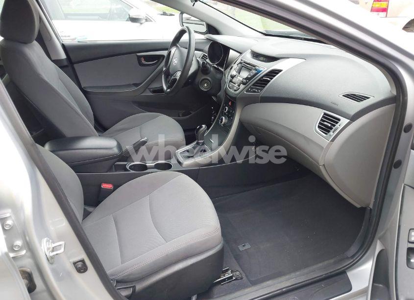 Photo 5 of 2014 Hyundai Elantra SE (VIN 5NPDH4AE7EH462402)