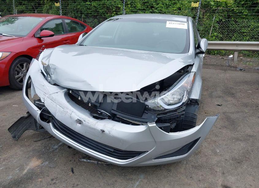 Photo 6 of 2014 Hyundai Elantra SE (VIN 5NPDH4AE7EH462402)