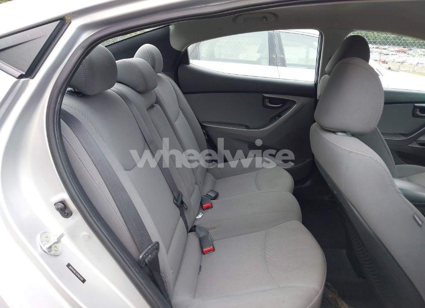 Photo 8 of 2014 Hyundai Elantra SE (VIN 5NPDH4AE7EH462402)