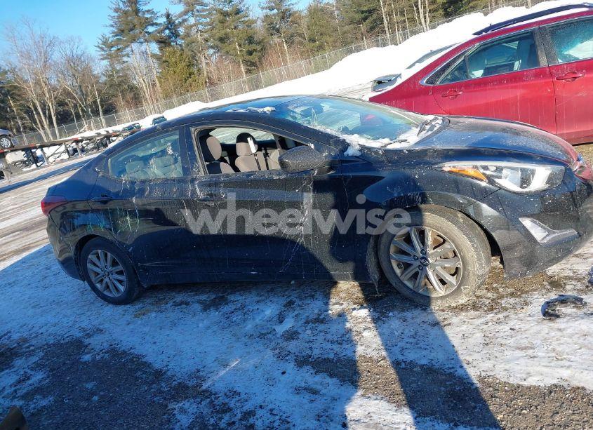Photo 13 of 2014 Hyundai Elantra SE (VIN 5NPDH4AE7EH471388)