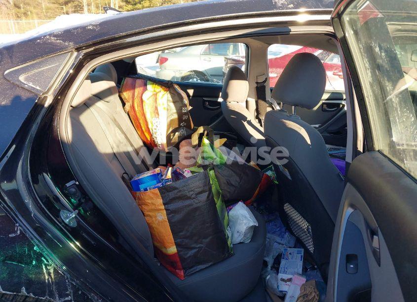 Photo 8 of 2014 Hyundai Elantra SE (VIN 5NPDH4AE7EH471388)