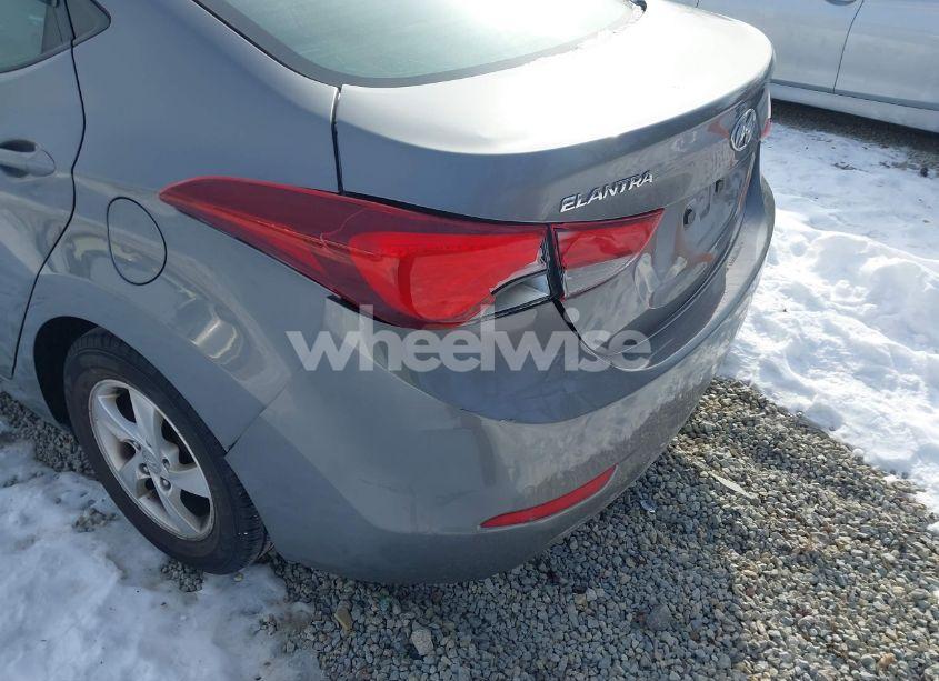 Photo 12 of 2014 Hyundai Elantra SE (VIN 5NPDH4AE7EH474694)