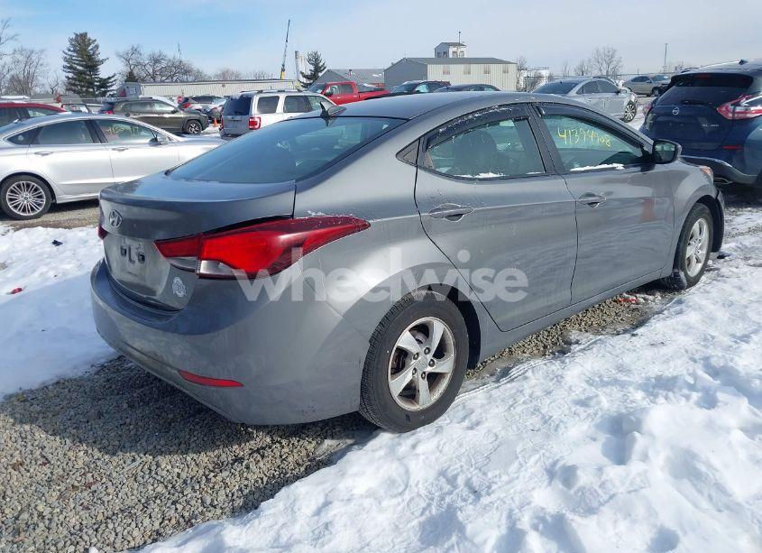 Photo 4 of 2014 Hyundai Elantra SE (VIN 5NPDH4AE7EH474694)