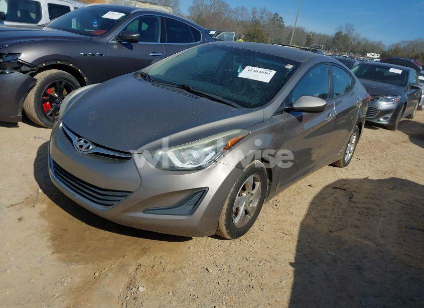 Photo 2 of 2014 Hyundai Elantra SE (VIN 5NPDH4AE7EH480625)