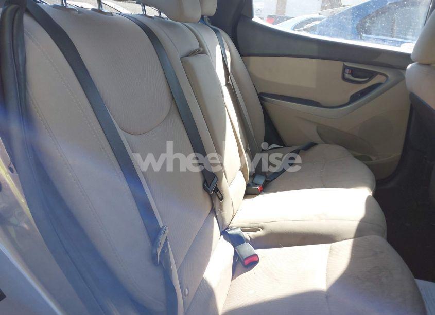 Photo 8 of 2014 Hyundai Elantra SE (VIN 5NPDH4AE7EH480625)