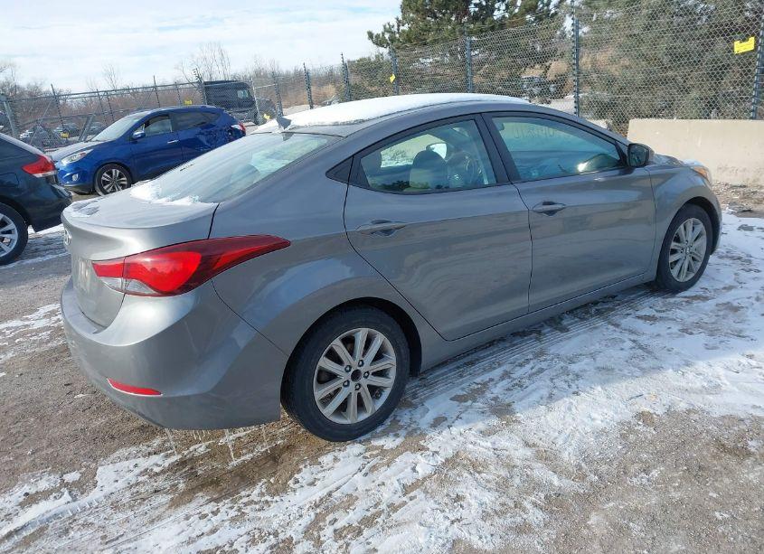 Photo 4 of 2014 Hyundai Elantra SE (VIN 5NPDH4AE7EH484352)
