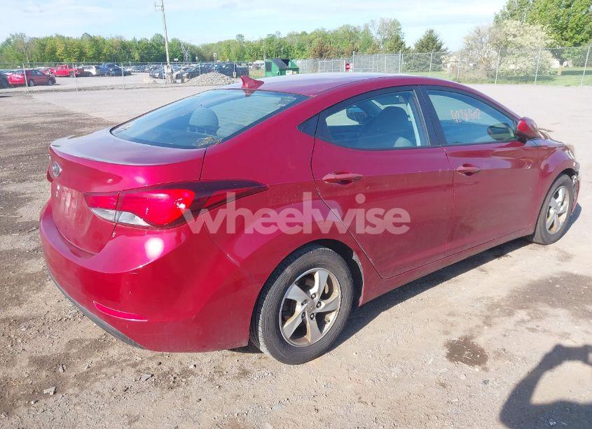 Photo 4 of 2014 Hyundai Elantra SE (VIN 5NPDH4AE7EH484545)