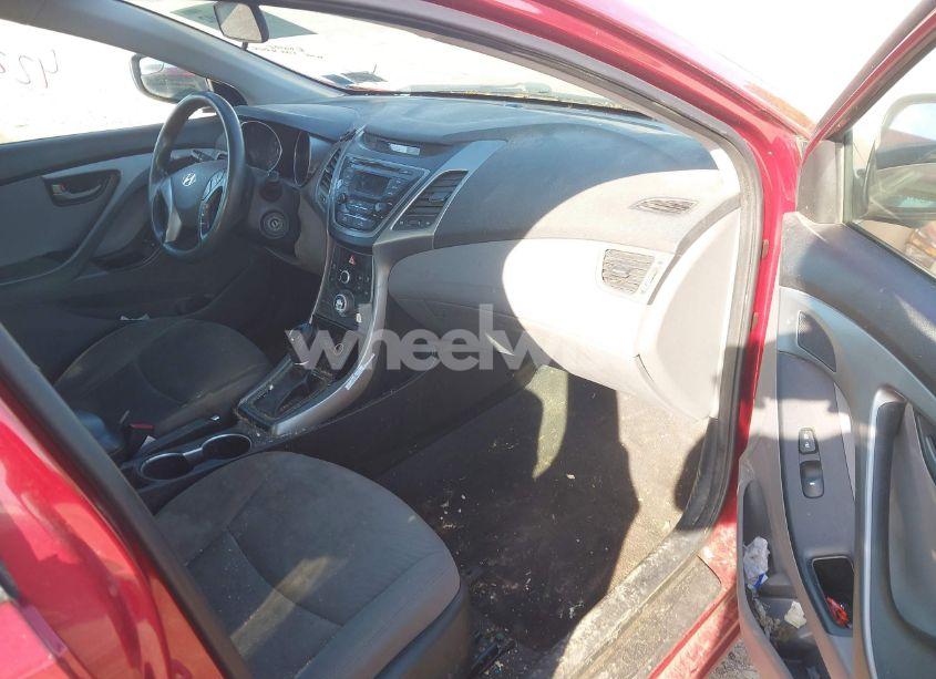 Photo 5 of 2014 Hyundai Elantra SE (VIN 5NPDH4AE7EH484545)