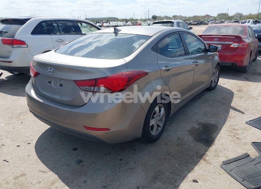 Photo 4 of 2014 Hyundai Elantra SE (VIN 5NPDH4AE7EH485372)