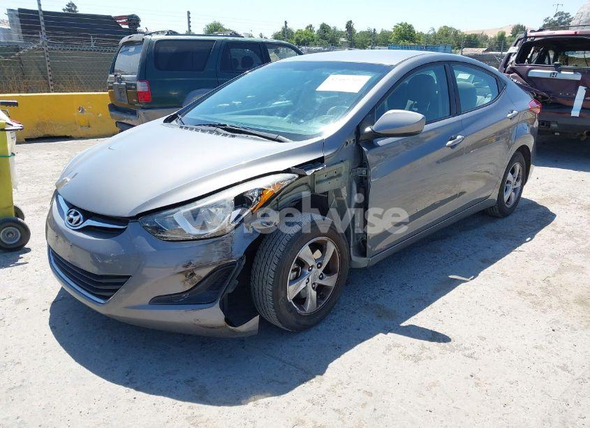 Photo 2 of 2014 Hyundai Elantra SE (VIN 5NPDH4AE7EH485551)