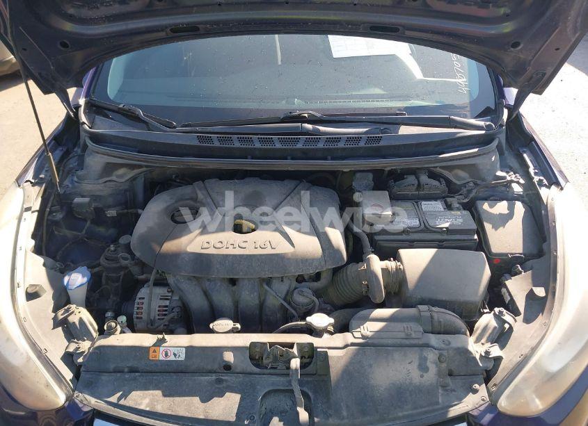 Photo 10 of 2014 Hyundai Elantra SE (VIN 5NPDH4AE7EH498705)