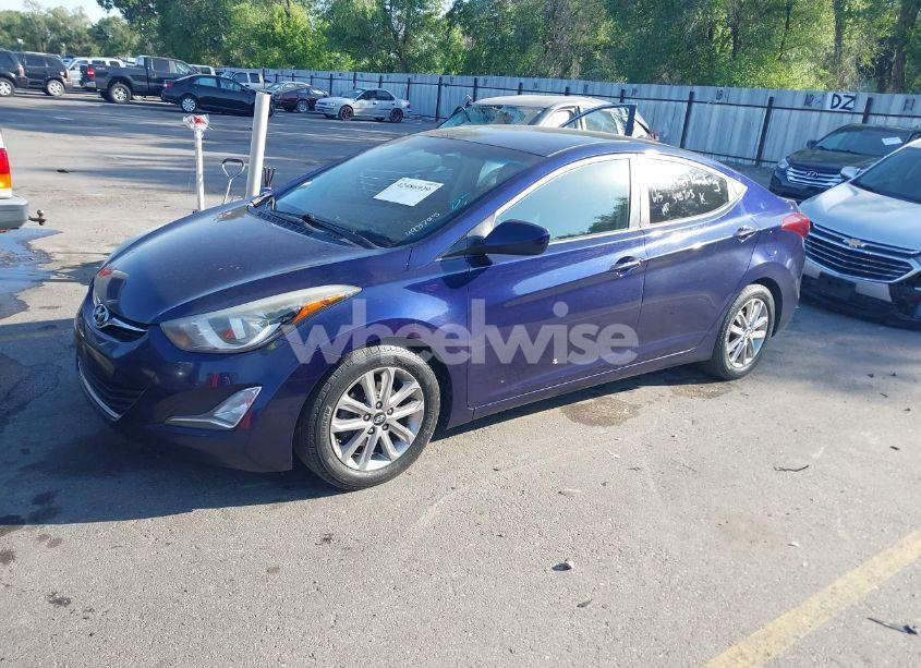 Photo 2 of 2014 Hyundai Elantra SE (VIN 5NPDH4AE7EH498705)