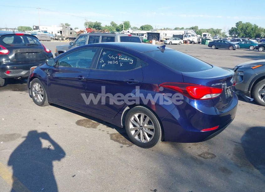 Photo 3 of 2014 Hyundai Elantra SE (VIN 5NPDH4AE7EH498705)