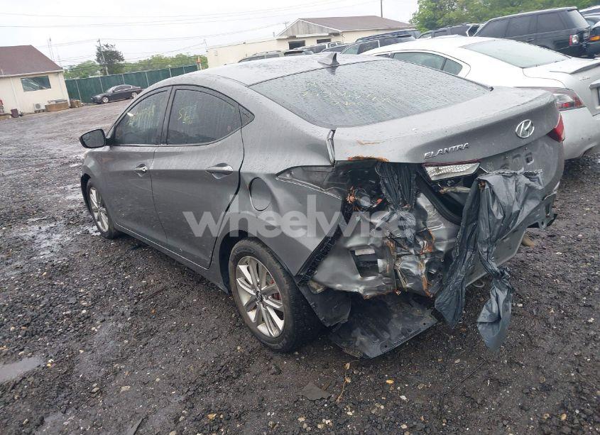 Photo 3 of 2014 Hyundai Elantra SE (VIN 5NPDH4AE7EH516331)