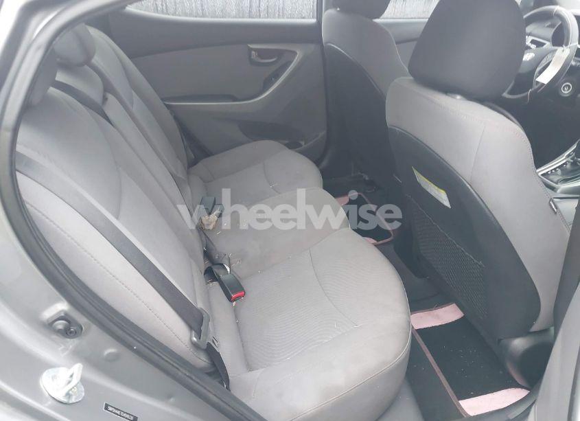 Photo 8 of 2014 Hyundai Elantra SE (VIN 5NPDH4AE7EH516331)