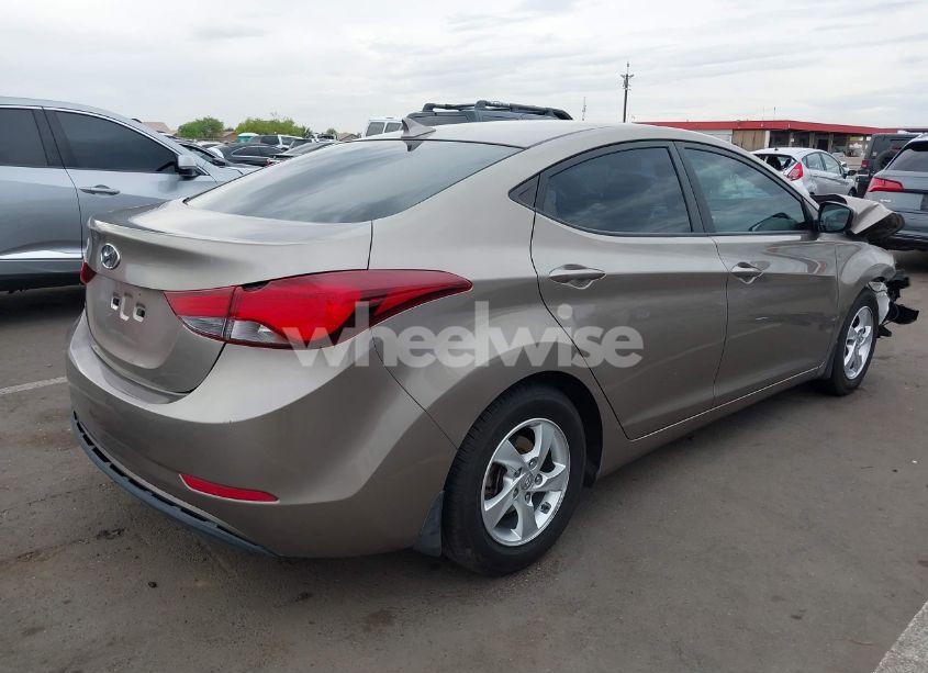 Photo 4 of 2014 Hyundai Elantra SE (VIN 5NPDH4AE7EH518886)