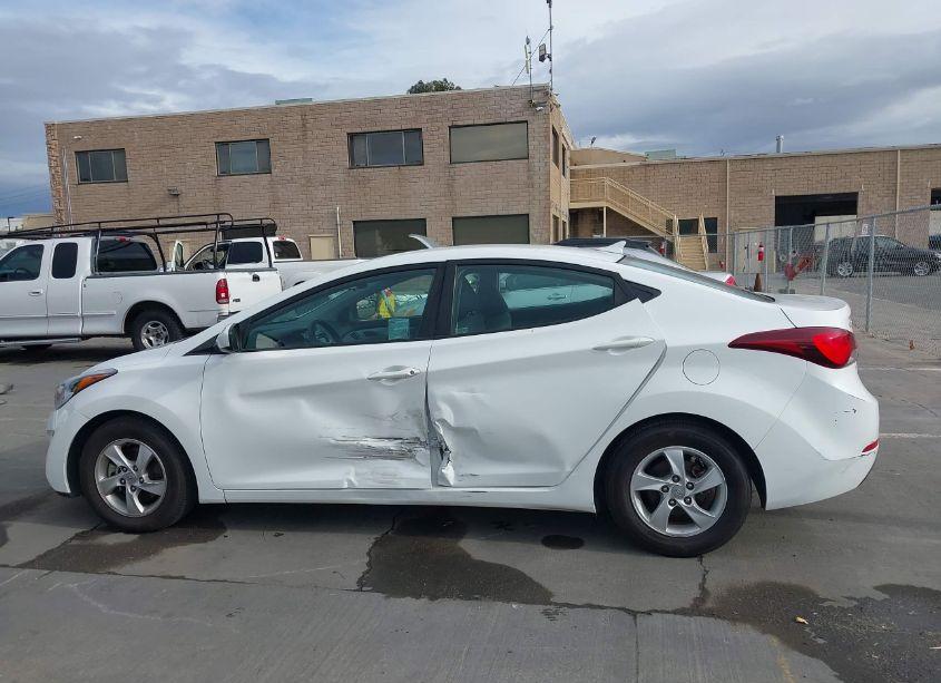 Photo 14 of 2014 Hyundai Elantra SE (VIN 5NPDH4AE7EH524686)