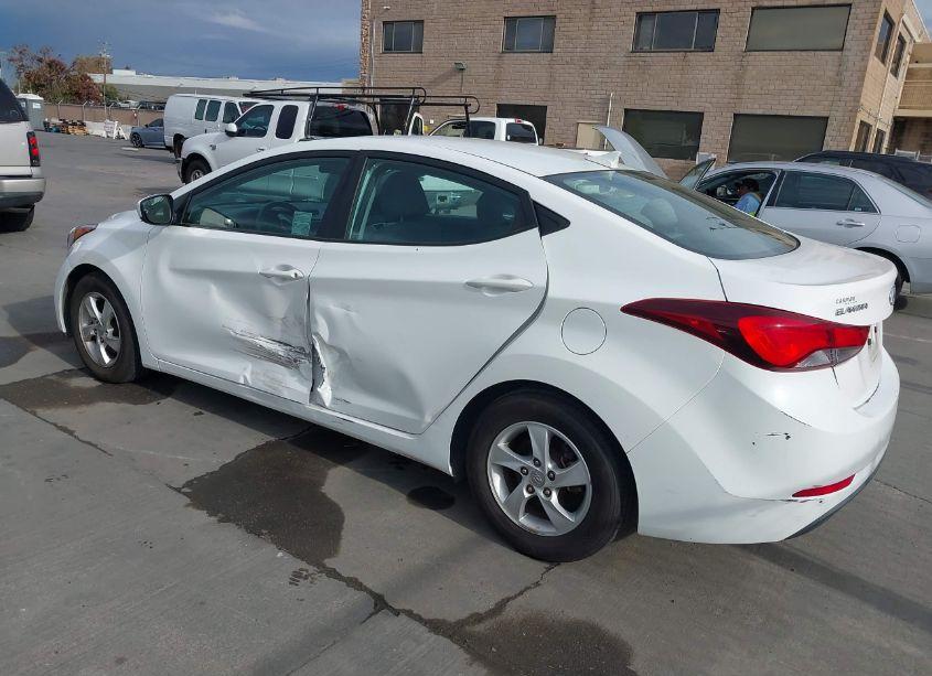 Photo 3 of 2014 Hyundai Elantra SE (VIN 5NPDH4AE7EH524686)