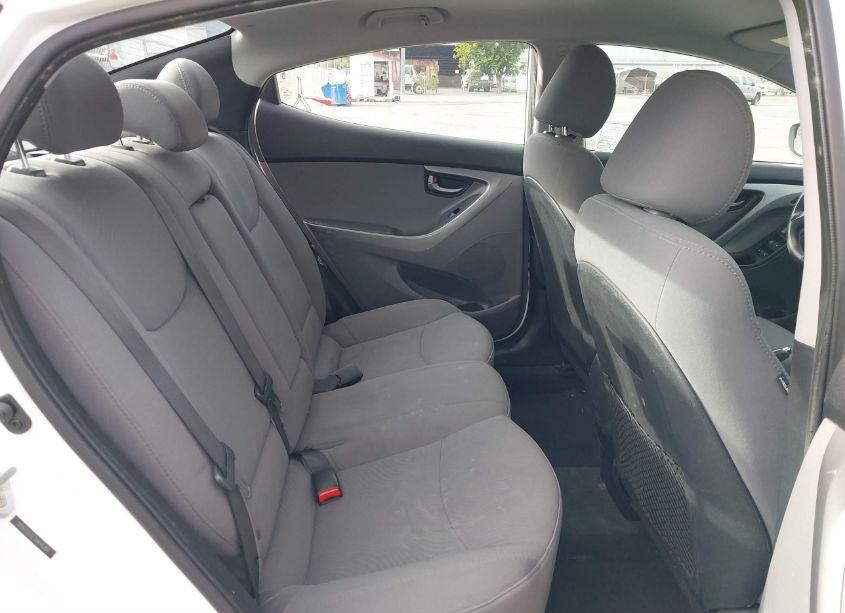 Photo 8 of 2014 Hyundai Elantra SE (VIN 5NPDH4AE7EH524686)
