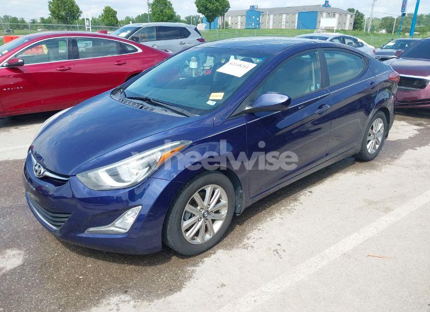 Photo 2 of 2014 Hyundai Elantra SE (VIN 5NPDH4AE7EH529807)