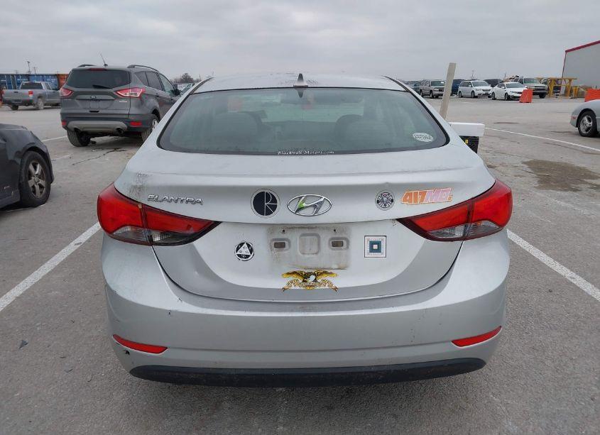 Photo 16 of 2015 Hyundai Elantra SE (VIN 5NPDH4AE7FH564459)