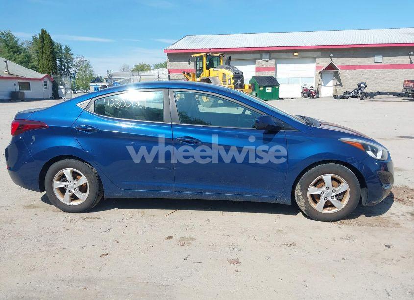 Photo 14 of 2015 Hyundai Elantra SE (VIN 5NPDH4AE7FH565322)