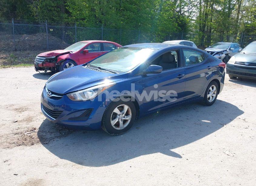 Photo 2 of 2015 Hyundai Elantra SE (VIN 5NPDH4AE7FH565322)