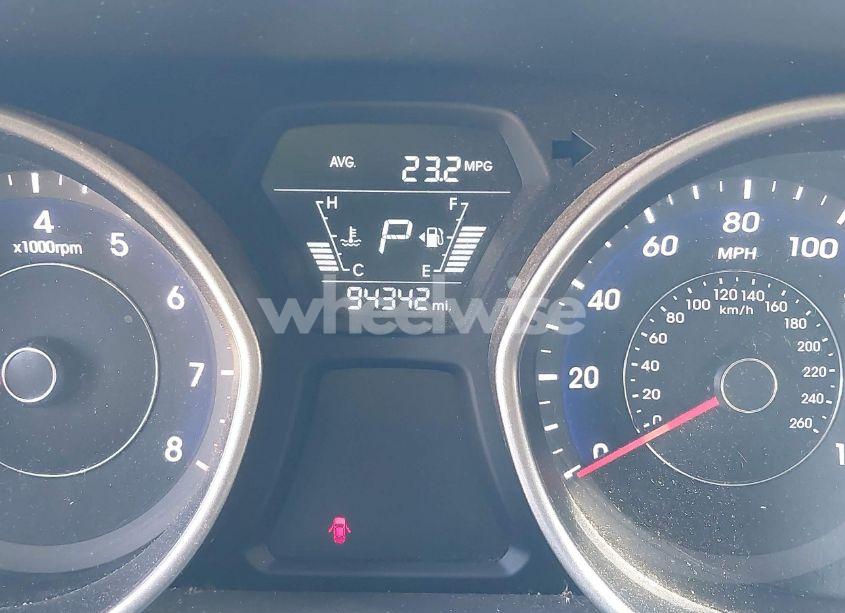 Photo 7 of 2015 Hyundai Elantra SE (VIN 5NPDH4AE7FH565322)