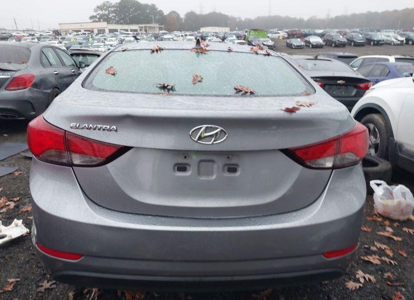 Photo 16 of 2015 Hyundai Elantra SE (VIN 5NPDH4AE7FH567667)
