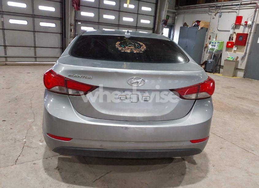 Photo 16 of 2015 Hyundai Elantra SE (VIN 5NPDH4AE7FH571699)
