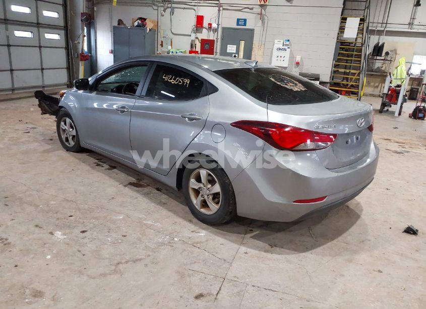 Photo 3 of 2015 Hyundai Elantra SE (VIN 5NPDH4AE7FH571699)
