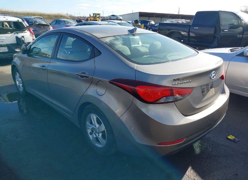 Photo 3 of 2015 Hyundai Elantra SE (VIN 5NPDH4AE7FH574389)