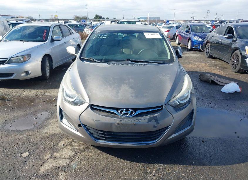 Photo 6 of 2015 Hyundai Elantra SE (VIN 5NPDH4AE7FH574389)