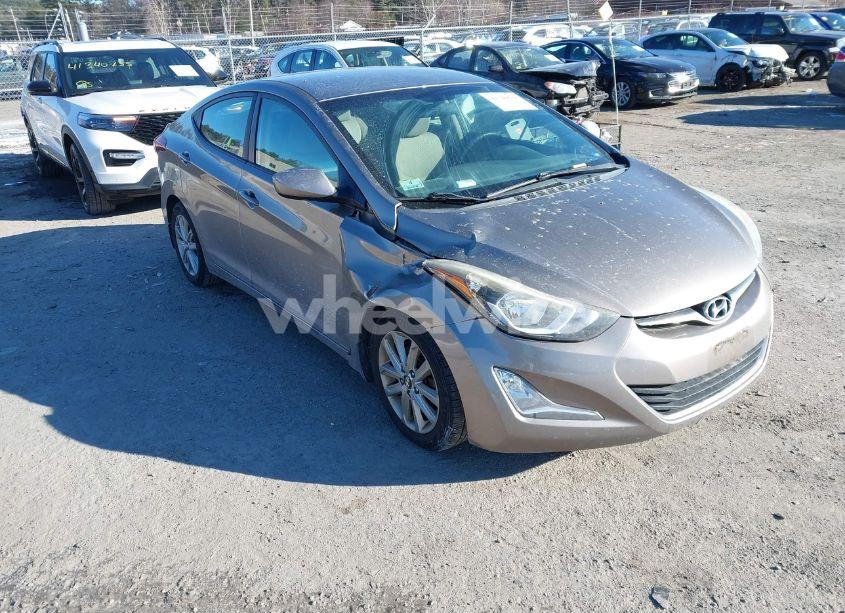 2015 Hyundai Elantra SE (VIN 5NPDH4AE7FH583240) main photo