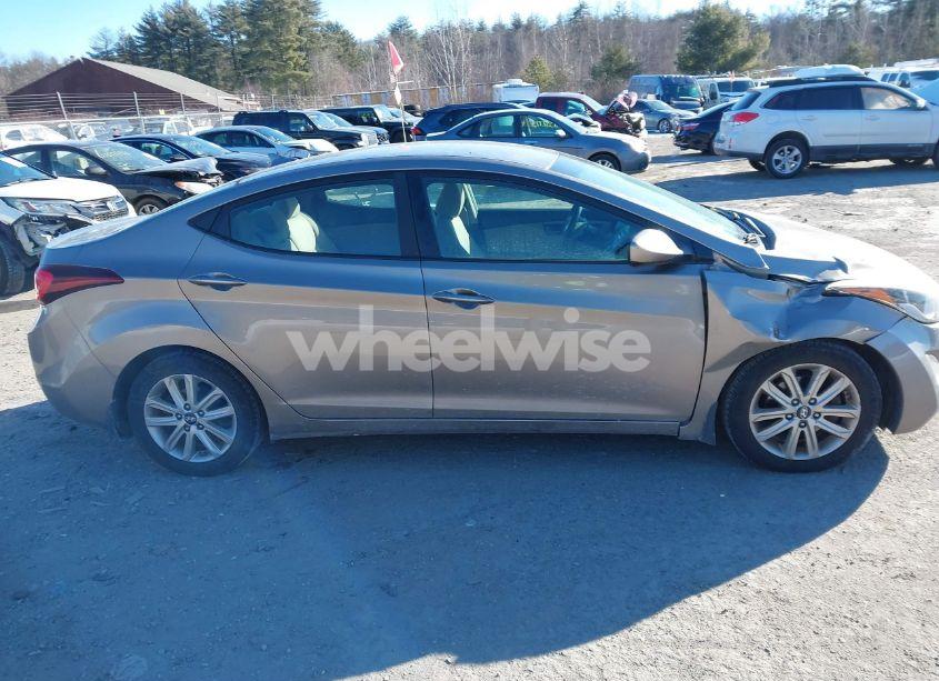 Photo 13 of 2015 Hyundai Elantra SE (VIN 5NPDH4AE7FH583240)