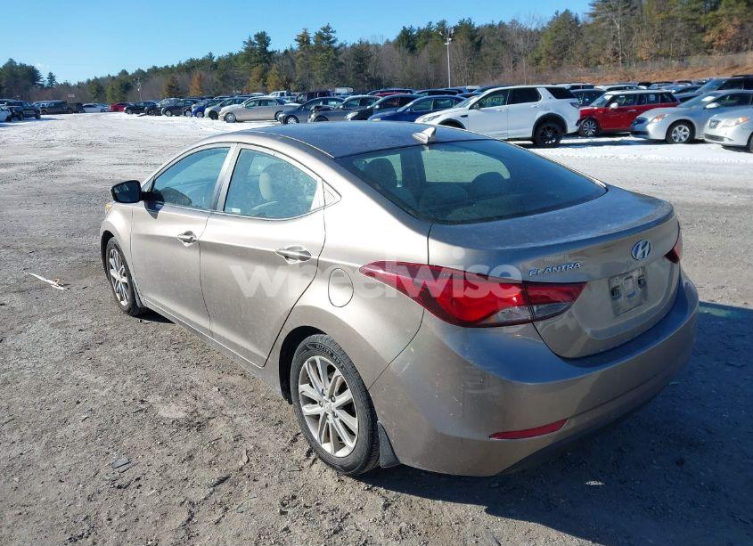 Photo 3 of 2015 Hyundai Elantra SE (VIN 5NPDH4AE7FH583240)