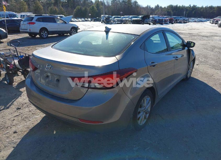 Photo 4 of 2015 Hyundai Elantra SE (VIN 5NPDH4AE7FH583240)