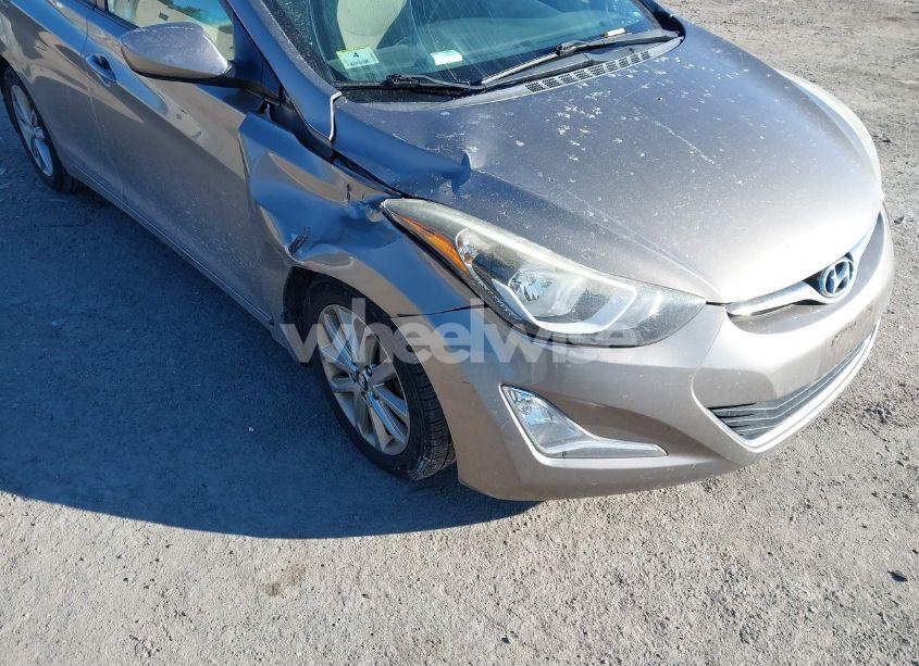 Photo 6 of 2015 Hyundai Elantra SE (VIN 5NPDH4AE7FH583240)