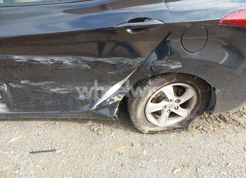 Photo 6 of 2015 Hyundai Elantra SE (VIN 5NPDH4AE7FH589958)