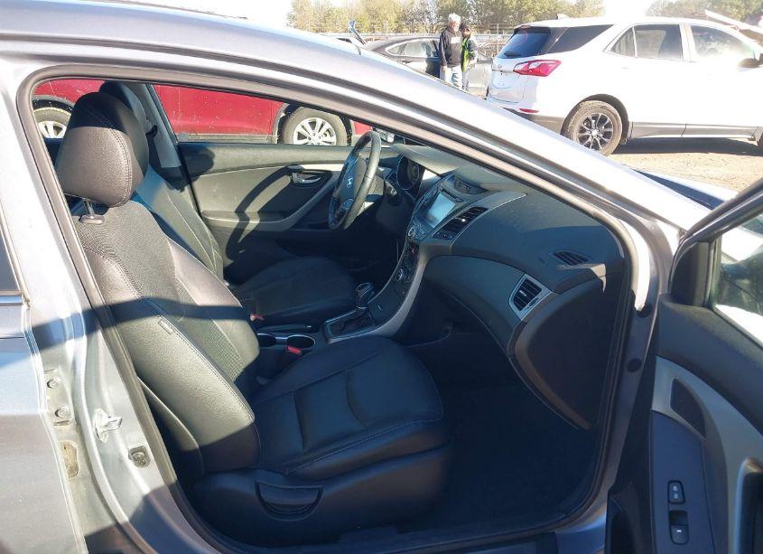 Photo 5 of 2015 Hyundai Elantra LIMITED (VIN 5NPDH4AE7FH609416)