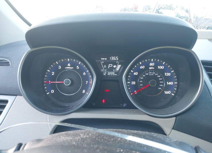 Photo 7 of 2015 Hyundai Elantra SE (VIN 5NPDH4AE7FH614258)