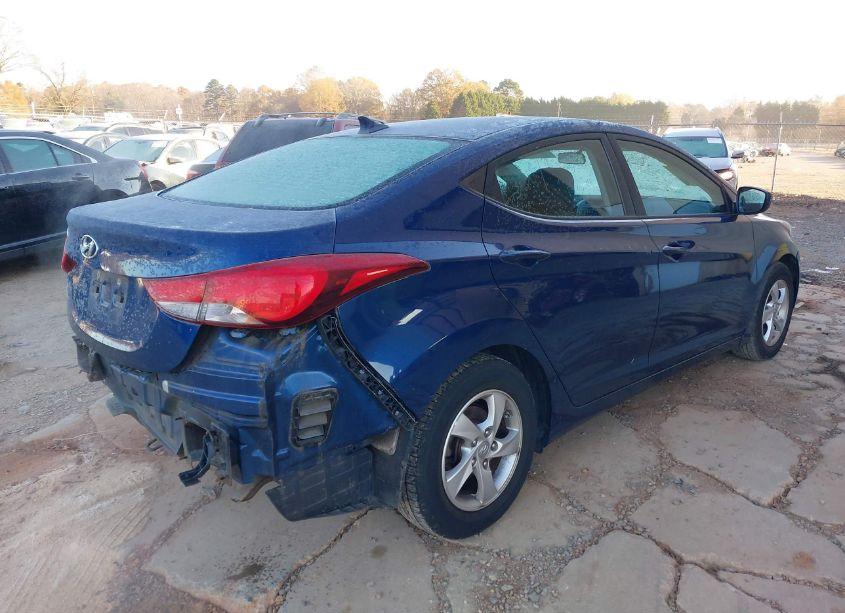 Photo 4 of 2015 Hyundai Elantra SE (VIN 5NPDH4AE7FH614762)
