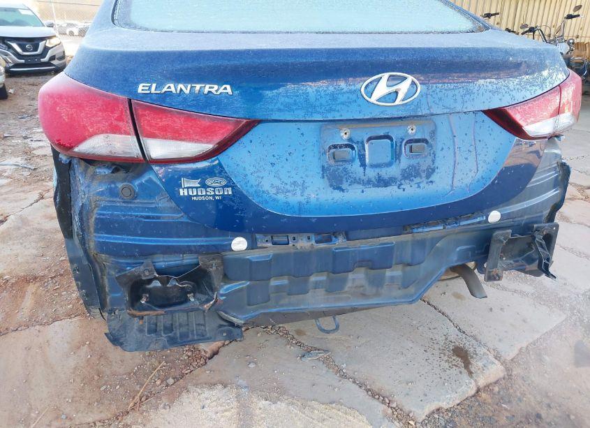 Photo 6 of 2015 Hyundai Elantra SE (VIN 5NPDH4AE7FH614762)