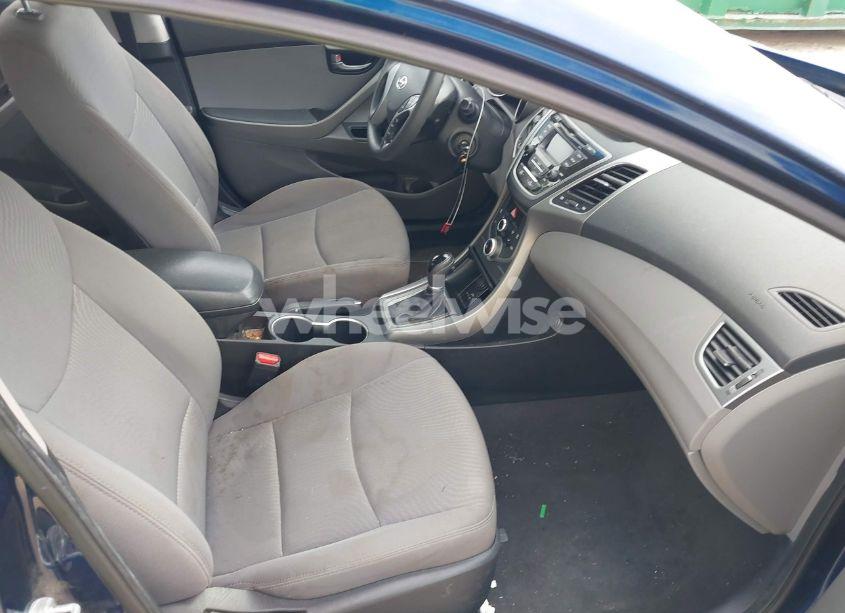 Photo 5 of 2015 Hyundai Elantra SE (VIN 5NPDH4AE7FH620805)