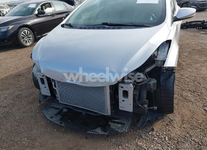 Photo 6 of 2015 Hyundai Elantra LIMITED (VIN 5NPDH4AE7FH638110)