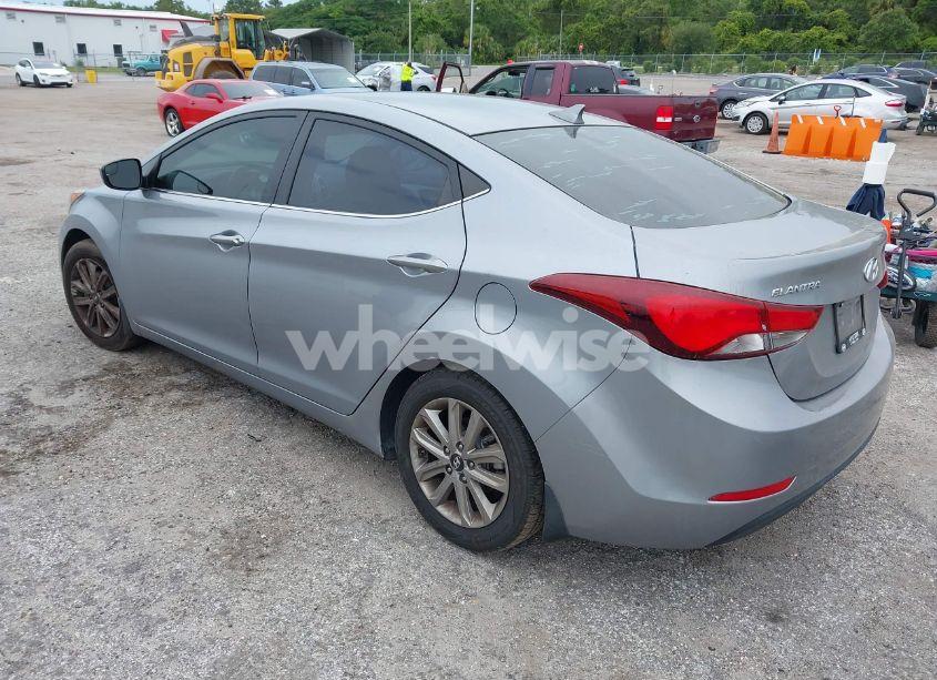 Photo 3 of 2015 Hyundai Elantra SE (VIN 5NPDH4AE7FH640763)