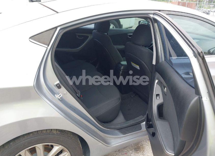 Photo 8 of 2015 Hyundai Elantra SE (VIN 5NPDH4AE7FH640763)